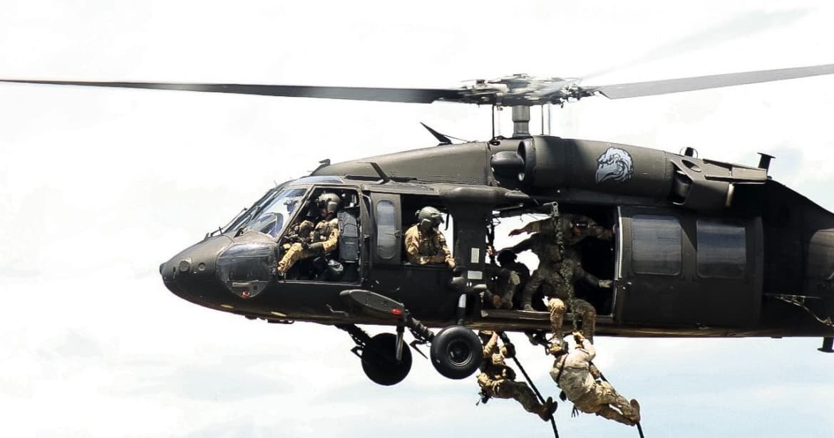 Science & Nature Class - Army Chopper