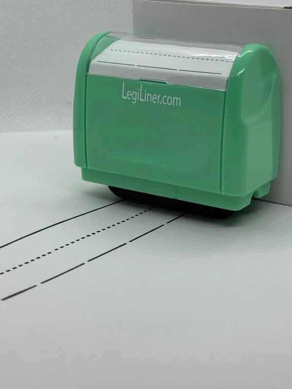 LegiLiner LegiSpace 1-inch Dashed Base