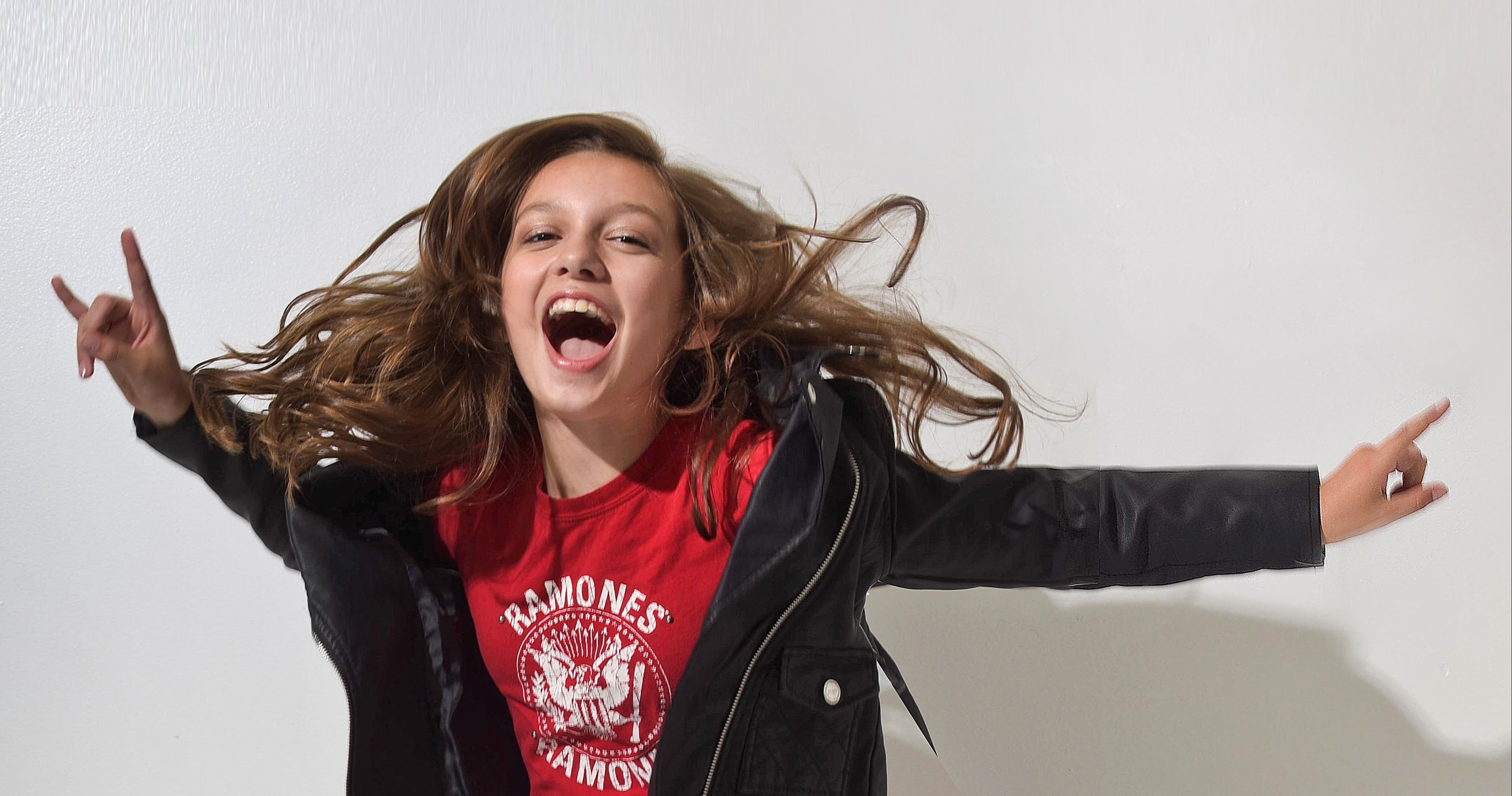 Art Class - Onscreen Acting & Modeling