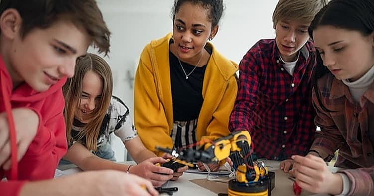 Science & Nature Class - Hands-On Phys
