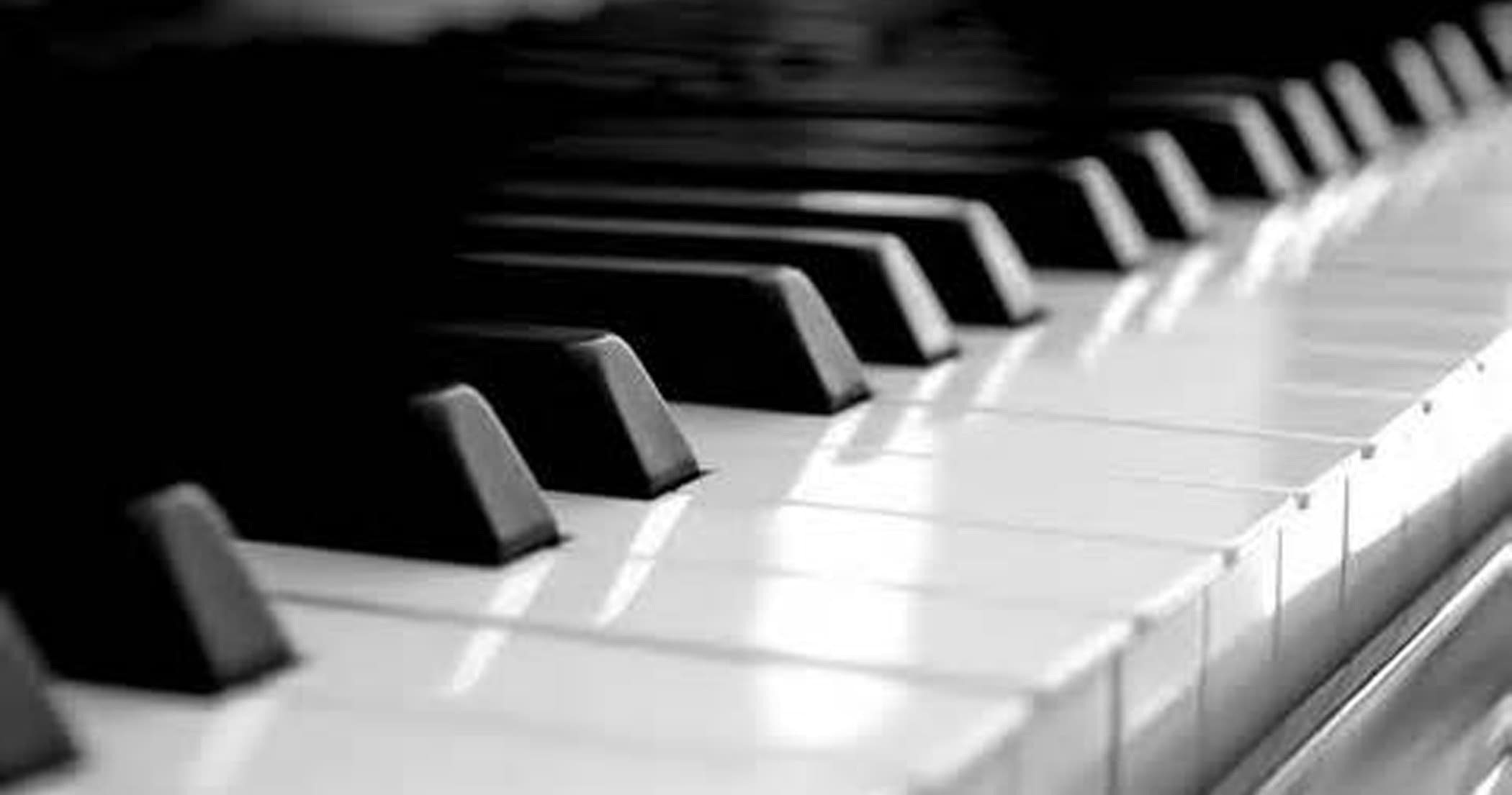 Music Class - Intermediate Piano Skills