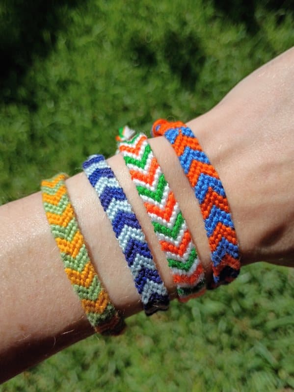 Art Class - Friendship Bracelet Making