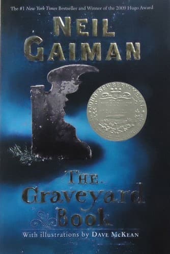 The Graveyard Book (Neil Gaiman, Paperback,
